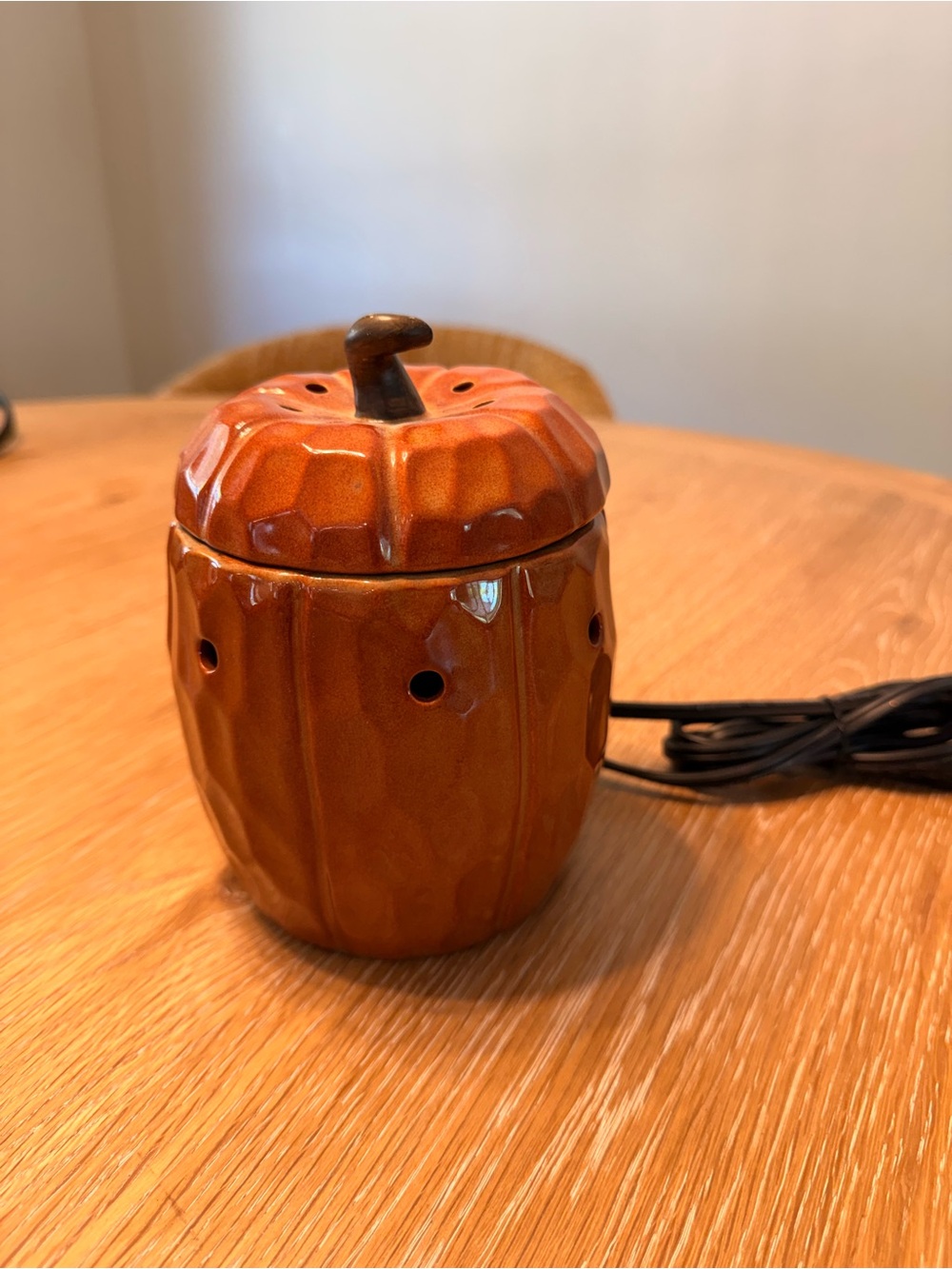 Scentsy Ceramic Pumpkin Electric Wax Warmer - Burnt Orange